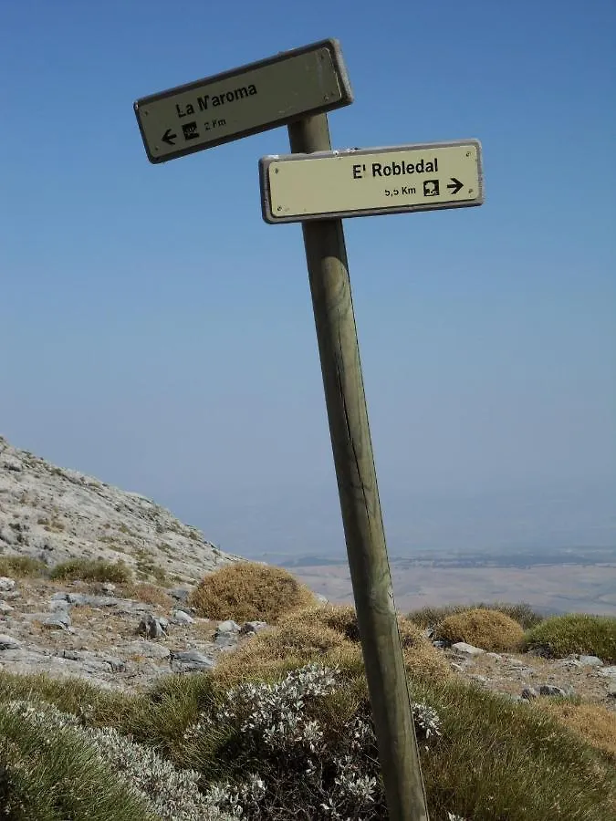 Sayalonga Villa Perla Blanca ספרד