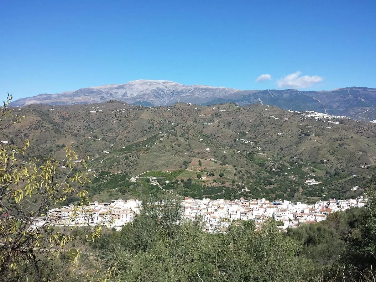 Sayalonga Villa Perla Blanca